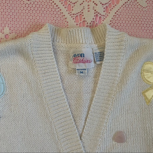 Vintage Avon Sweater/Cardigan with Pastel Bows - Picture 4 of 4